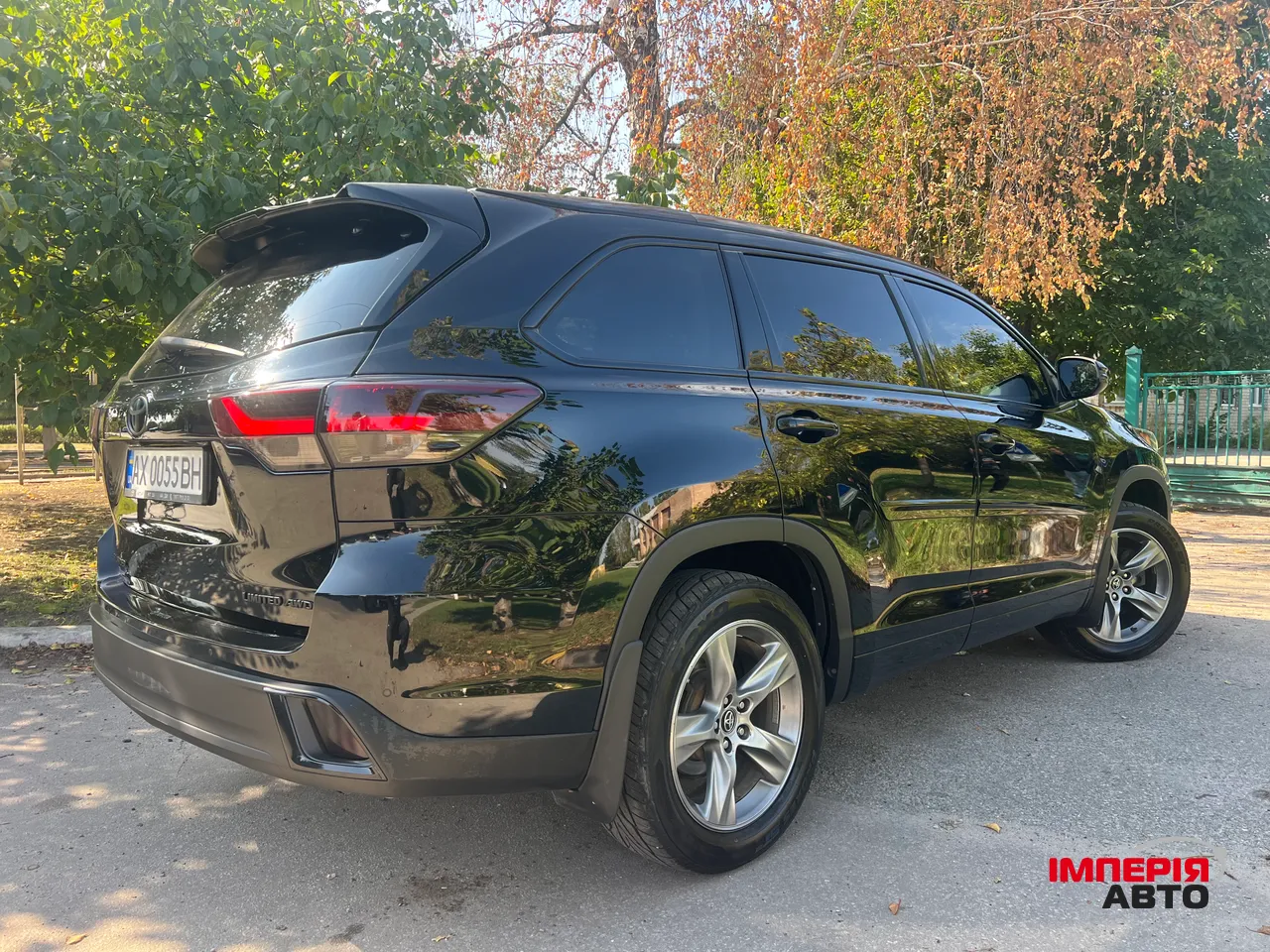 Toyota Highlander - фото 3