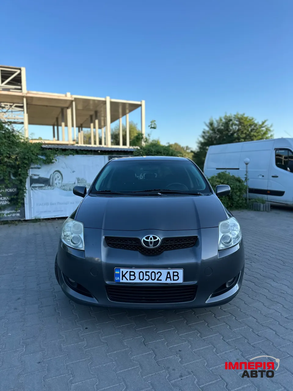 Toyota Auris - фото 4