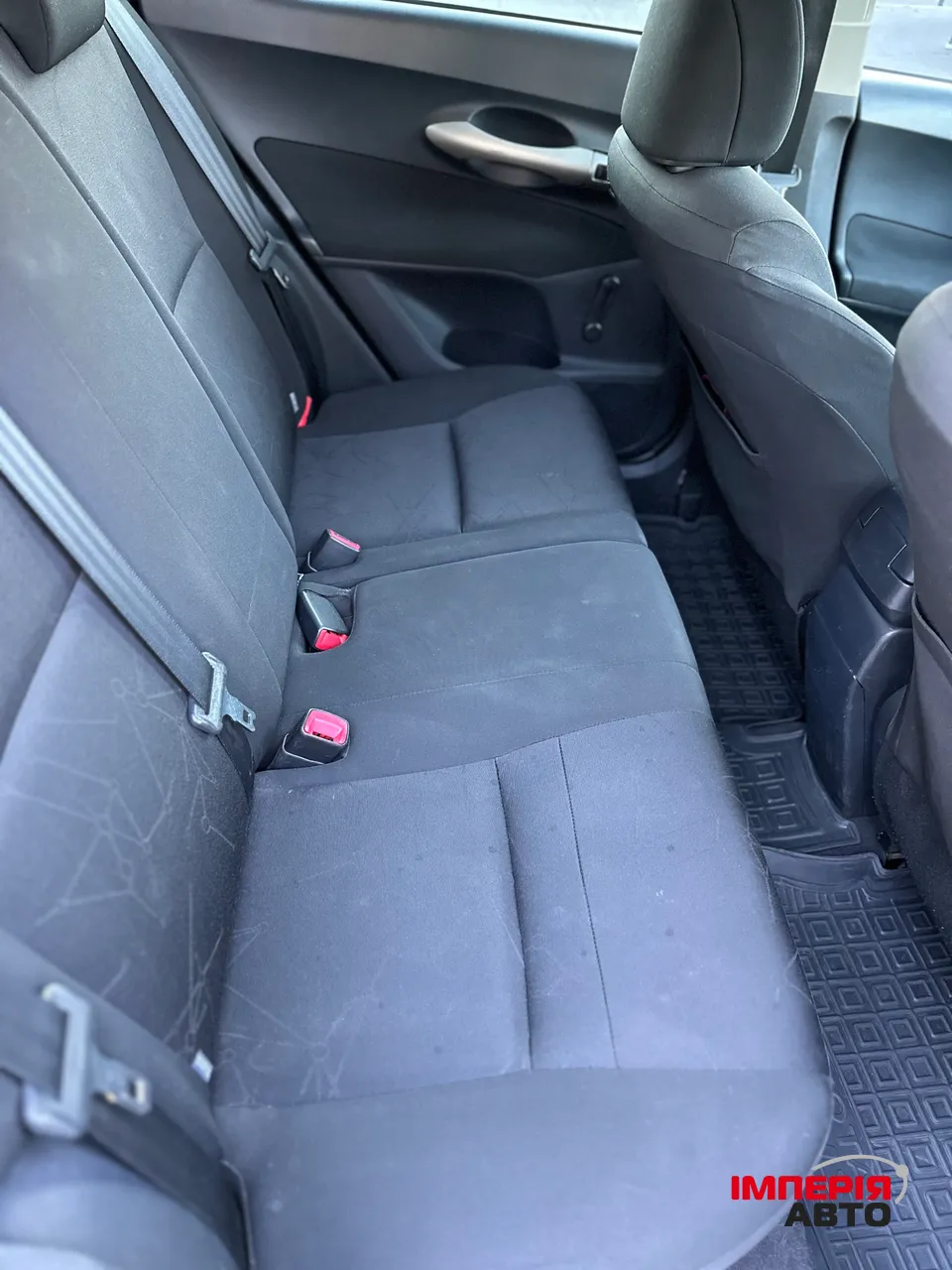 Toyota Auris - фото 14