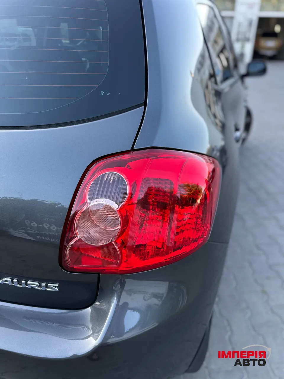 Toyota Auris - фото 7