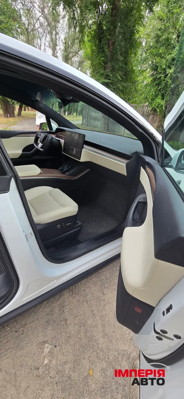 Tesla Model X - фото 5