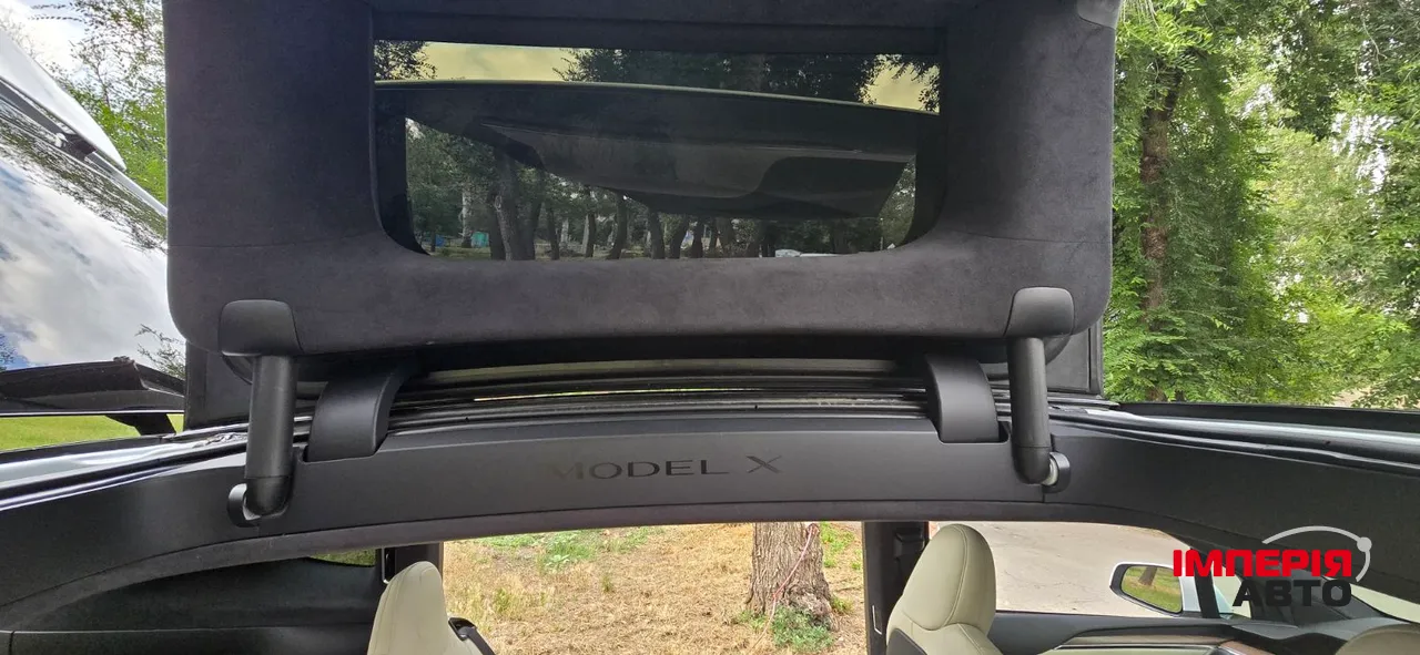 Tesla Model X - фото 4