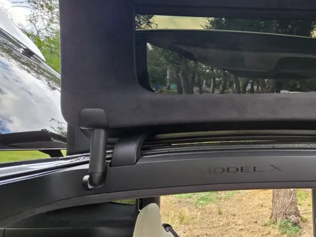 Tesla Model X - фото 4