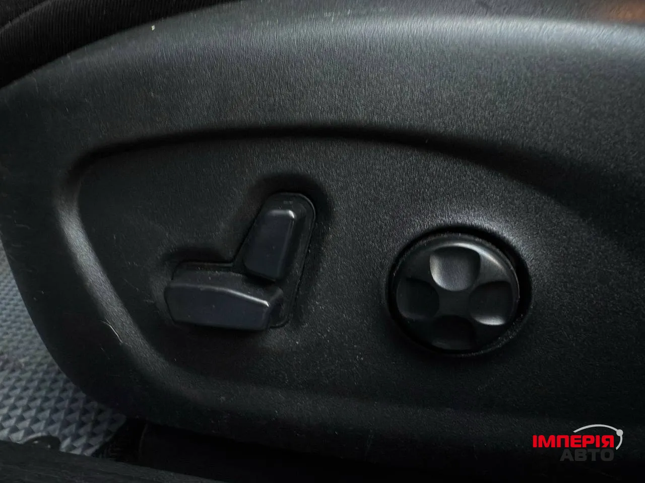 Chrysler 200 - фото 17