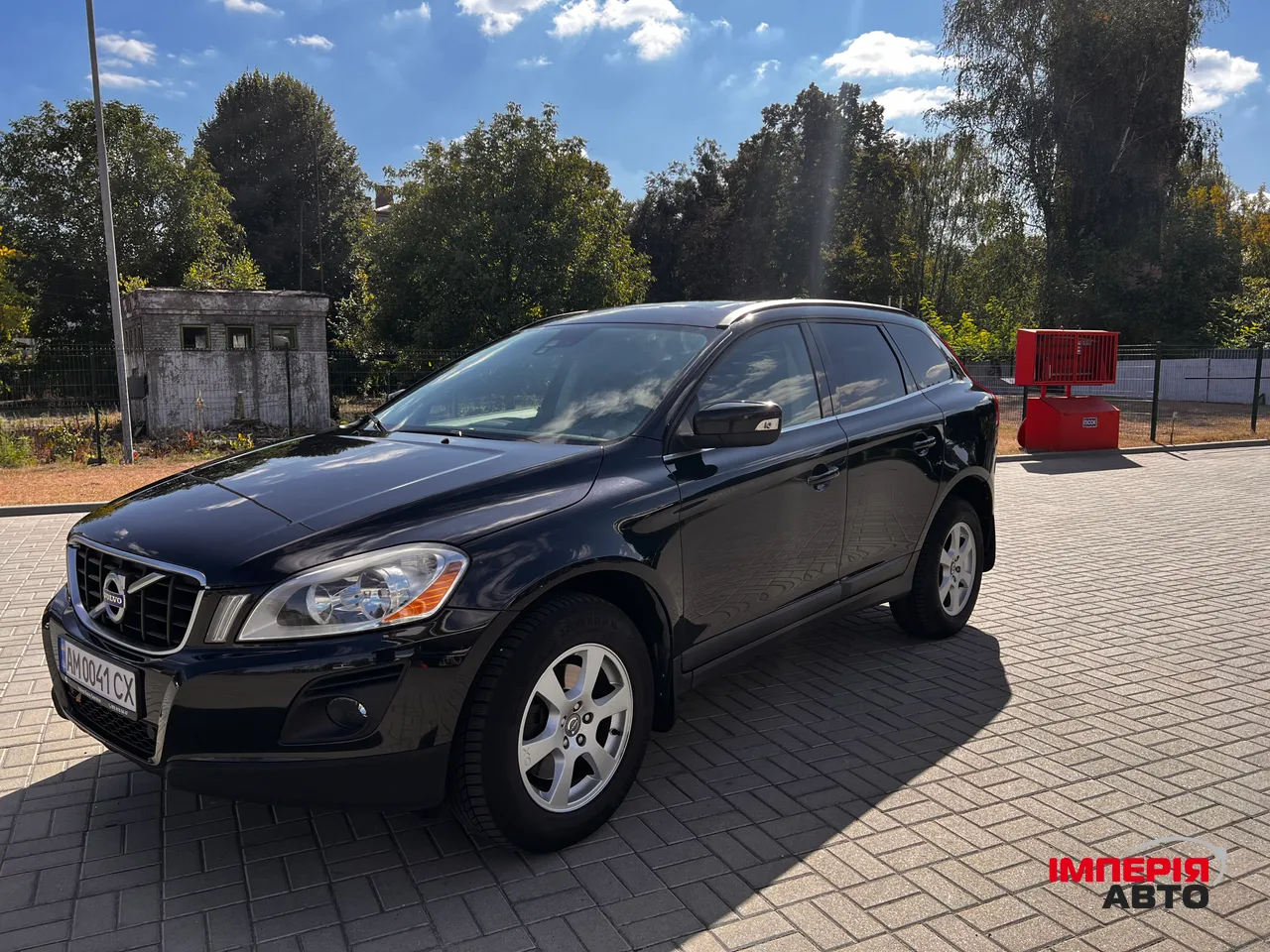 Volvo XC60 - фото 4