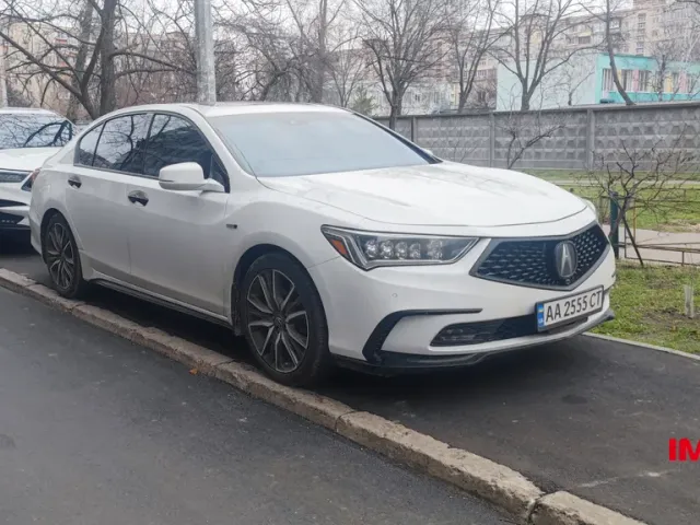 Acura RLX - фото 2