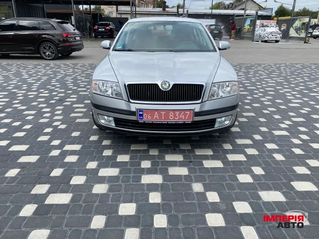 Skoda Octavia - фото 3