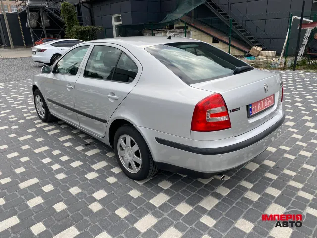 Skoda Octavia - фото 5