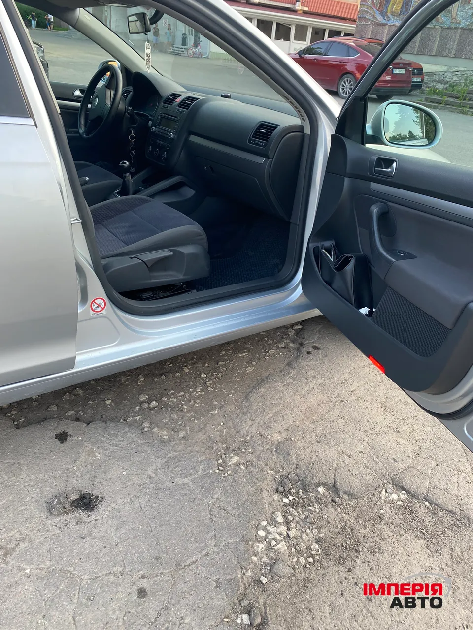 Volkswagen Jetta - фото 14