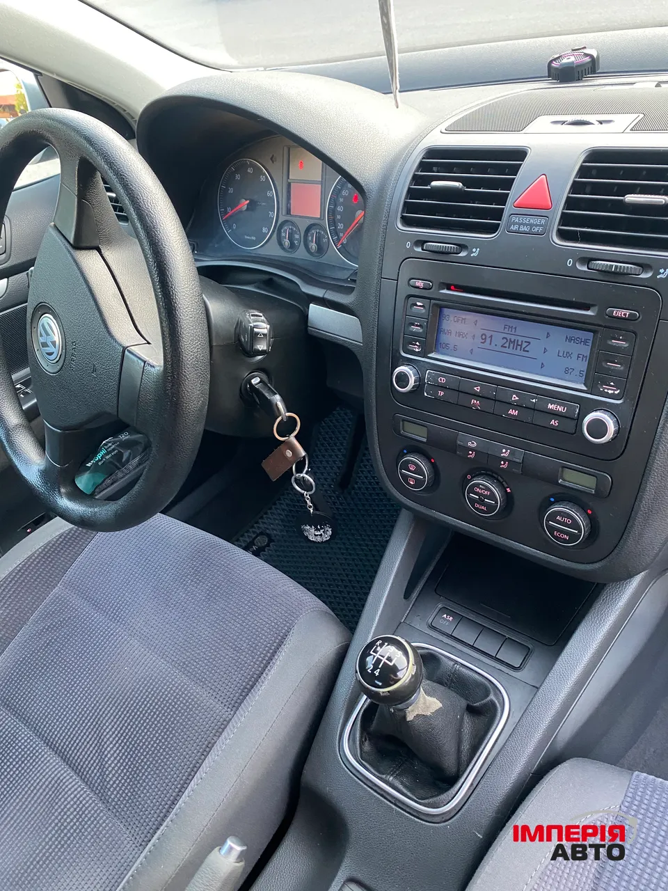 Volkswagen Jetta - фото 19