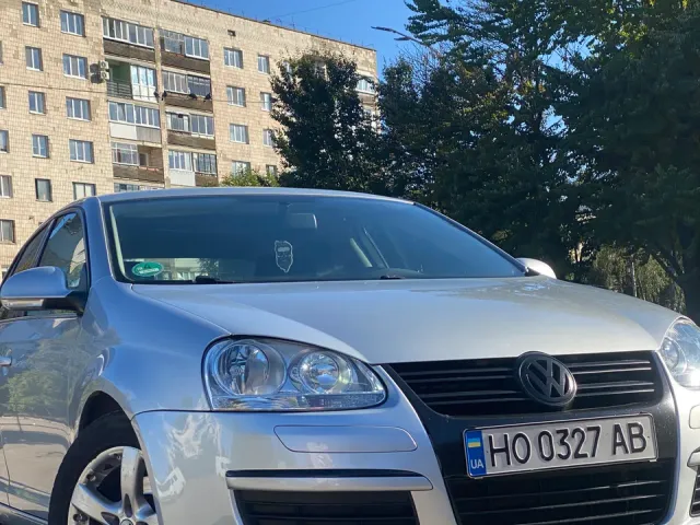 Volkswagen Jetta - фото 5