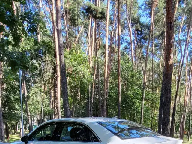 Audi A3 - фото 4
