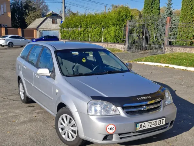 Chevrolet Lacetti - фото 1