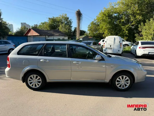 Chevrolet Lacetti - фото 4