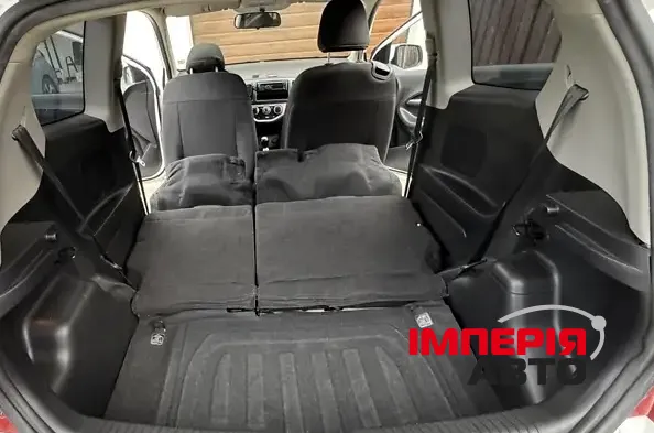 Kia Picanto - фото 9