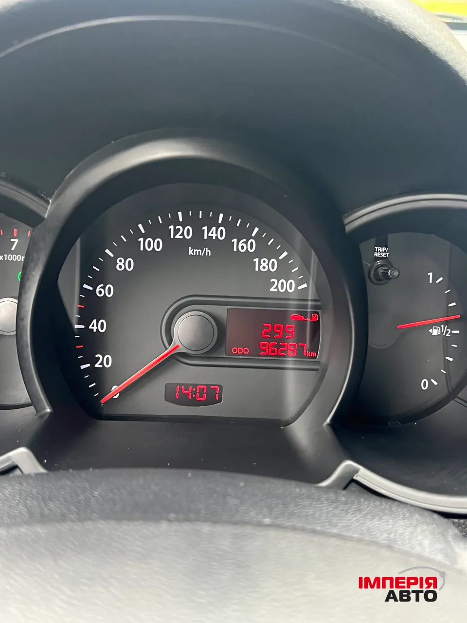 Kia Picanto - фото 11