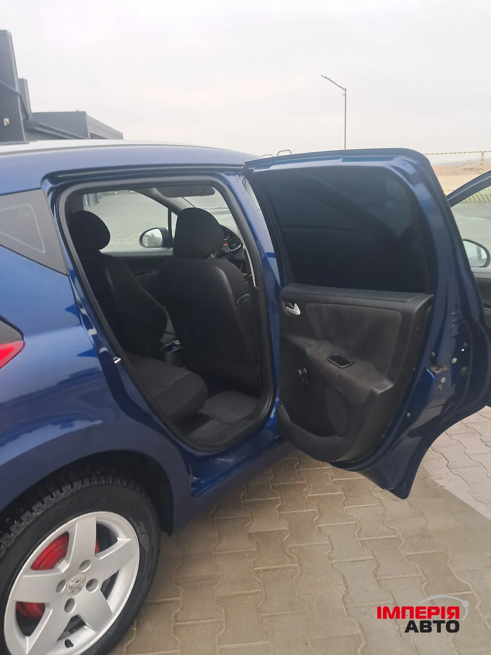 Peugeot 207 - фото 8