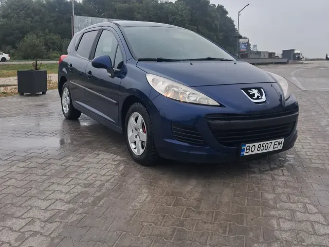 Peugeot 207 - фото 1