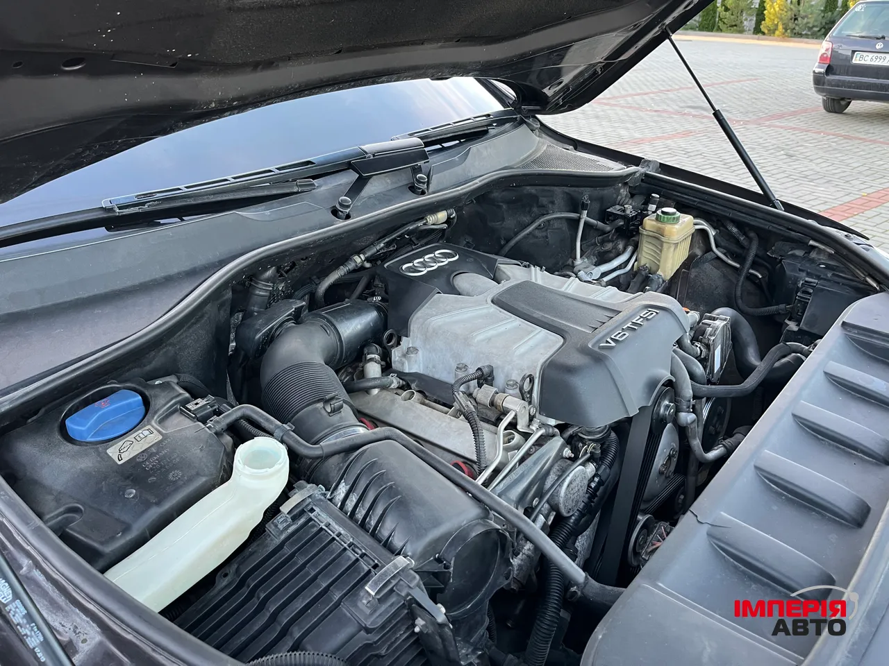 Audi Q7 - фото 19