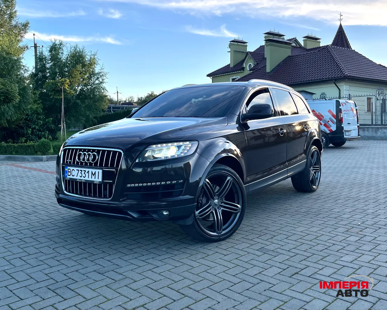 Audi Q7 - фото 1