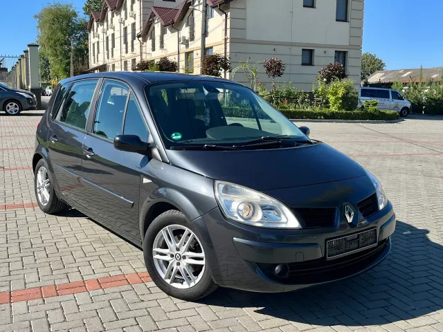 Renault Scenic - фото 1