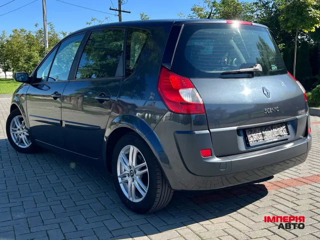 Renault Scenic - фото 2