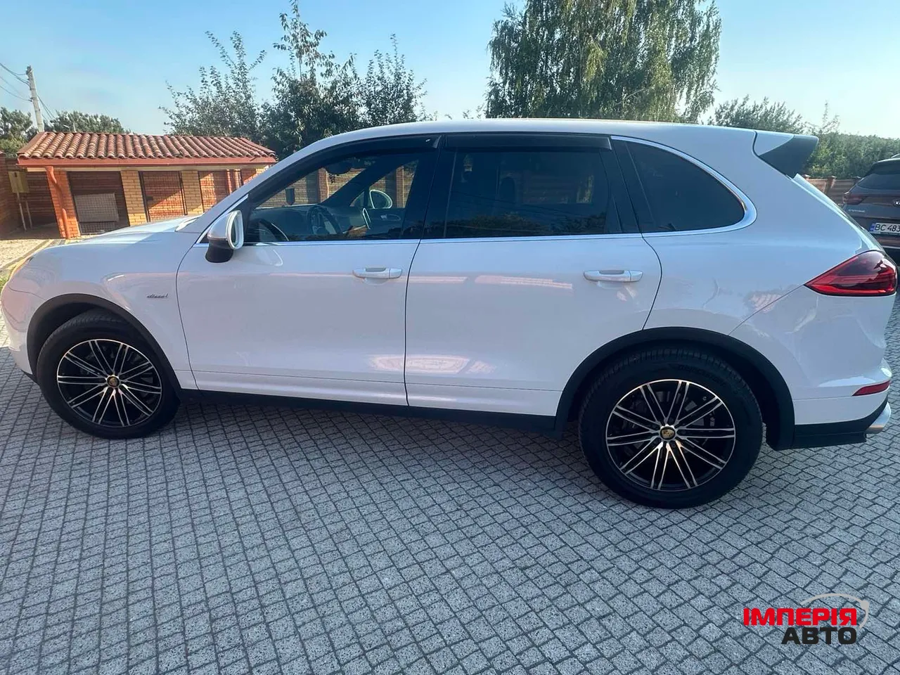 Porsche Cayenne - фото 3