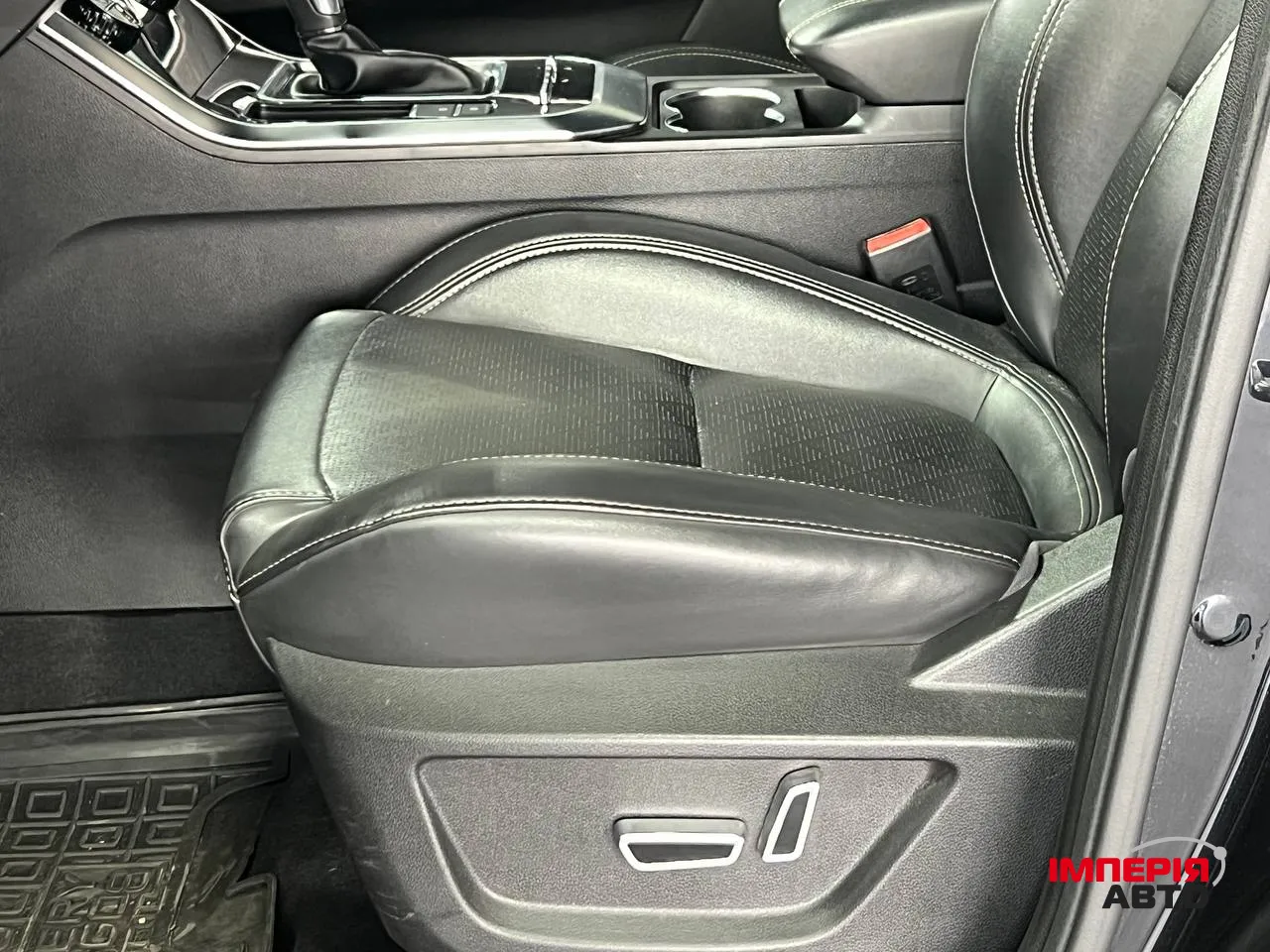 Chery Tiggo 8 - фото 9