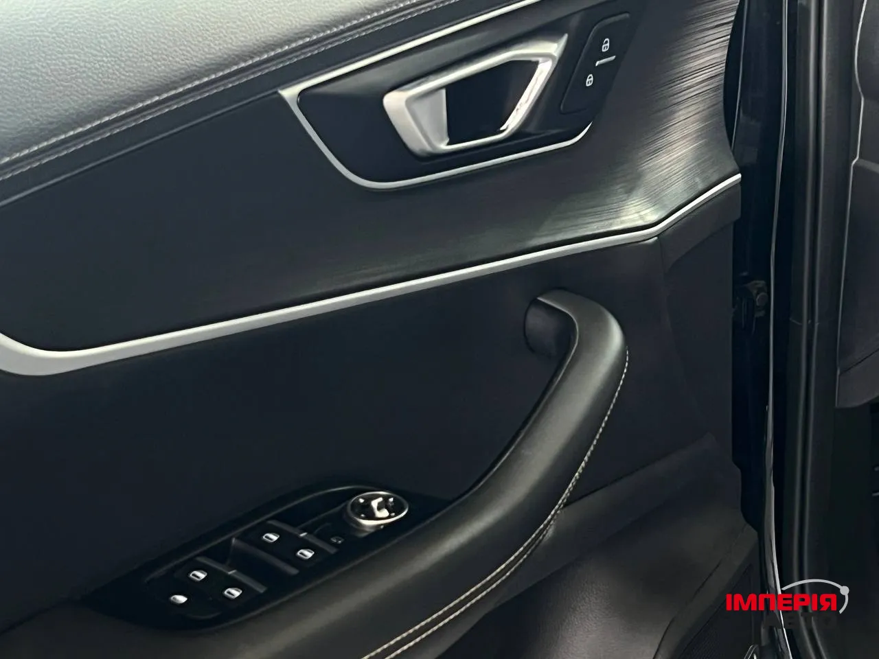 Chery Tiggo 8 - фото 6