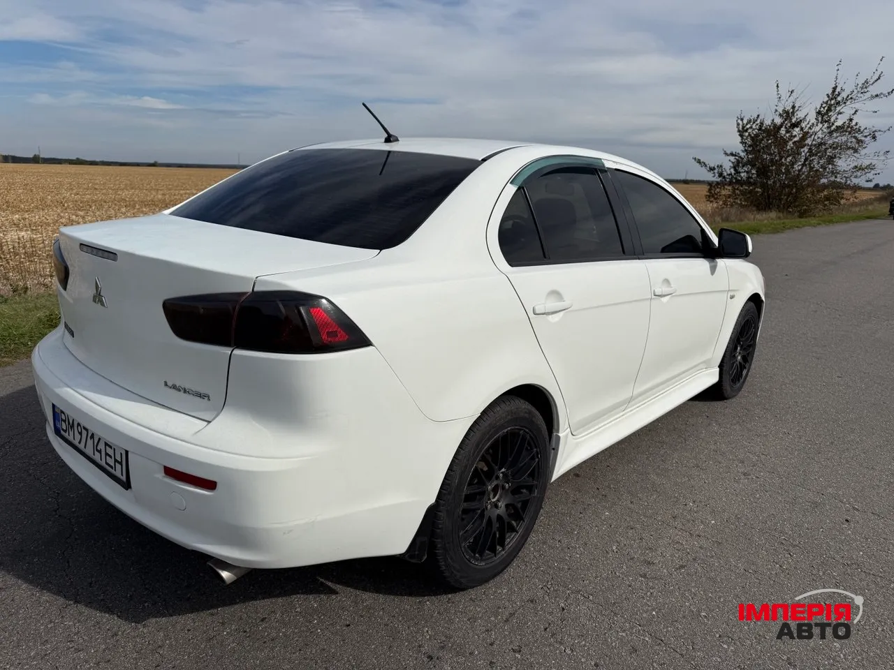 Mitsubishi Lancer - фото 4