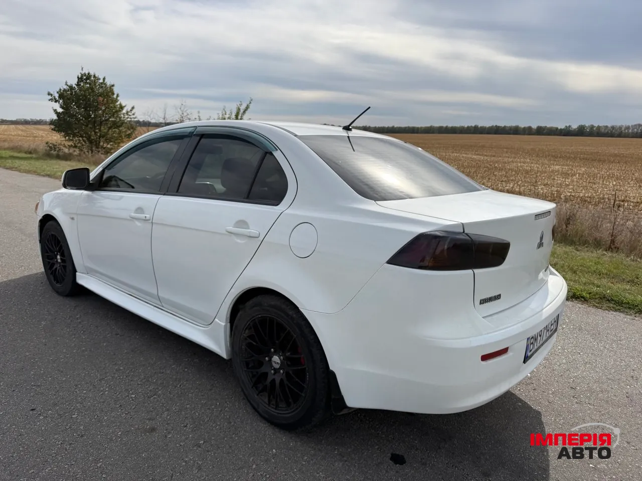 Mitsubishi Lancer - фото 6