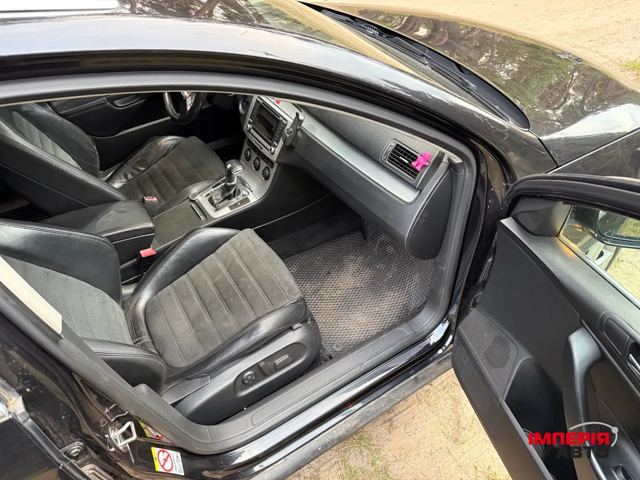 Volkswagen Passat - фото 2