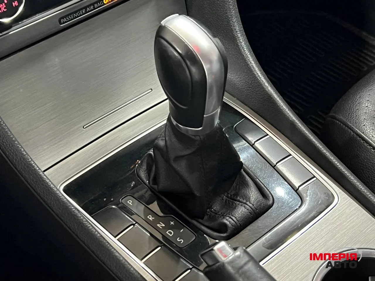 Volkswagen Passat - фото 23