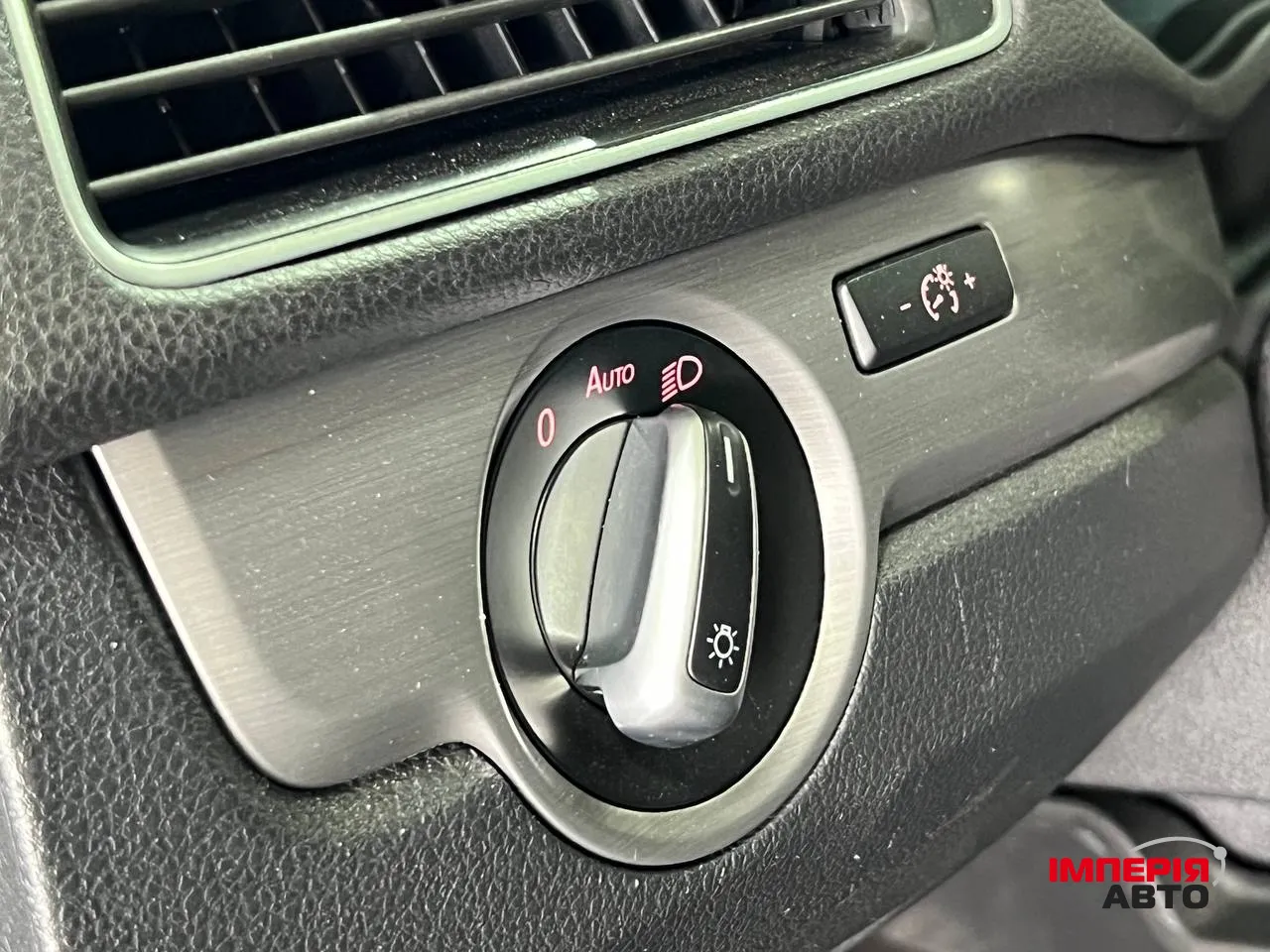 Volkswagen Passat - фото 17