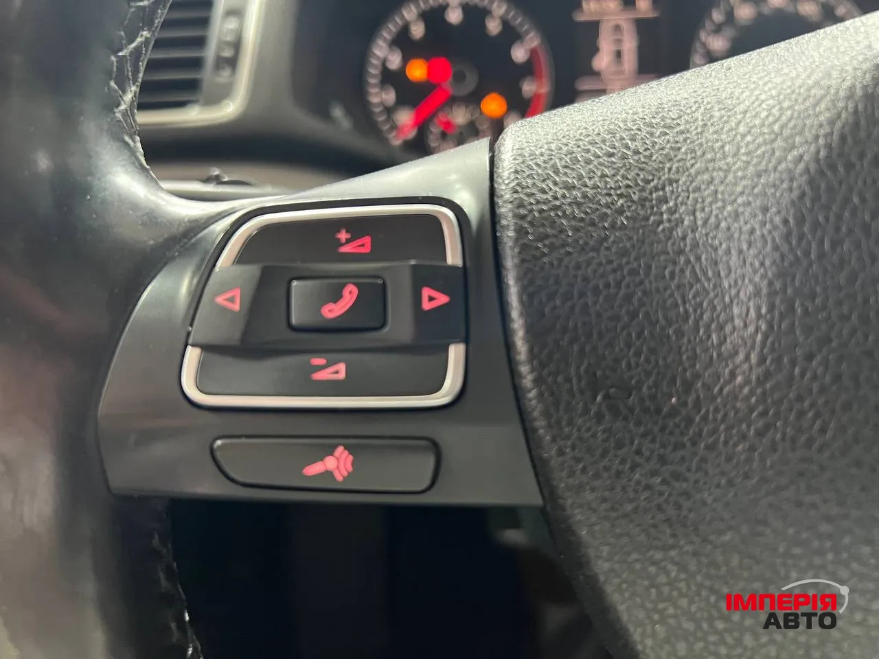 Volkswagen Passat - фото 26