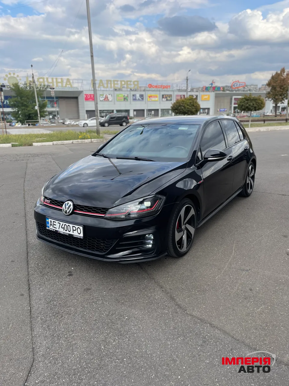 Volkswagen Golf GTI - фото 2