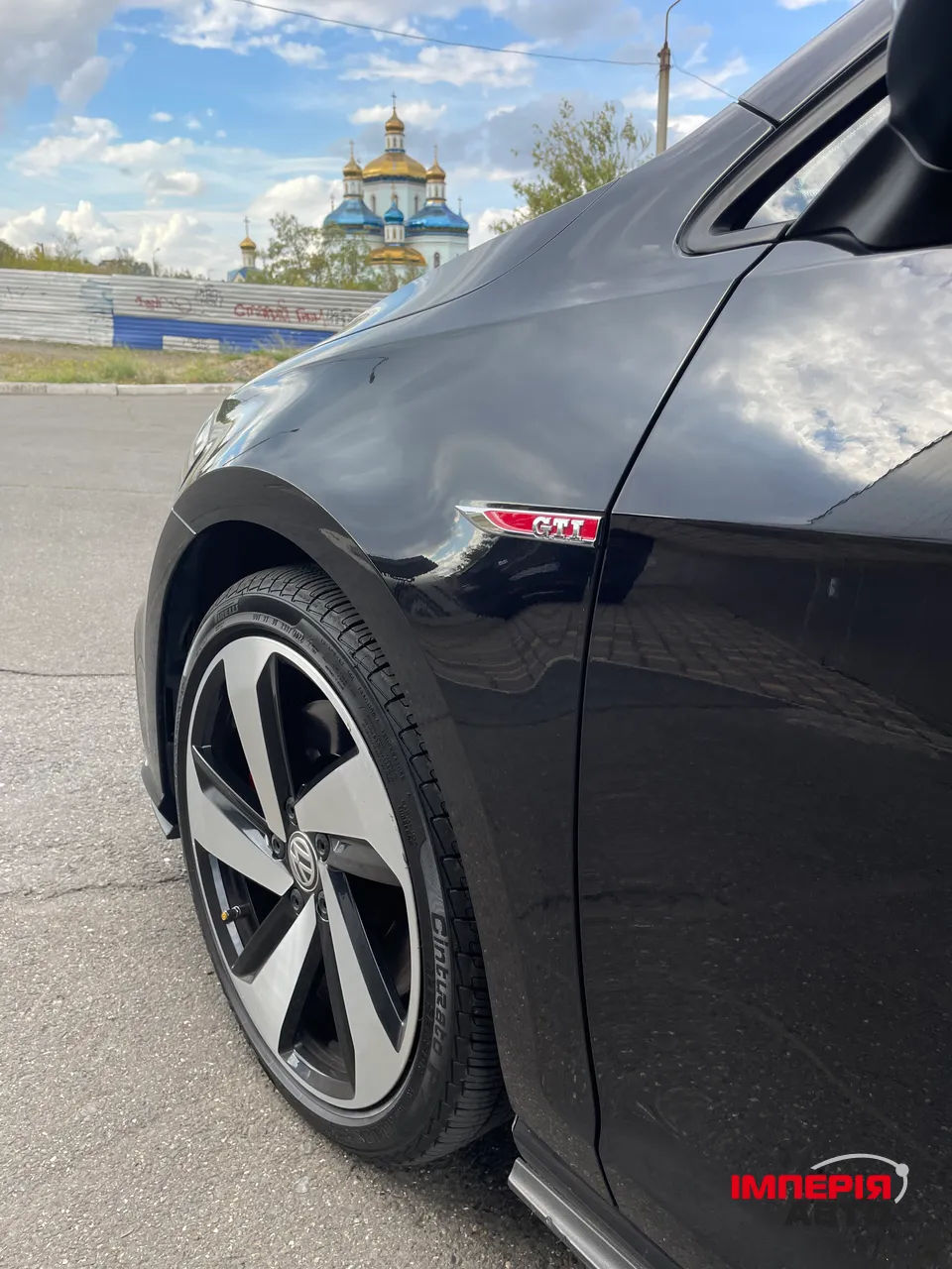 Volkswagen Golf GTI - фото 6