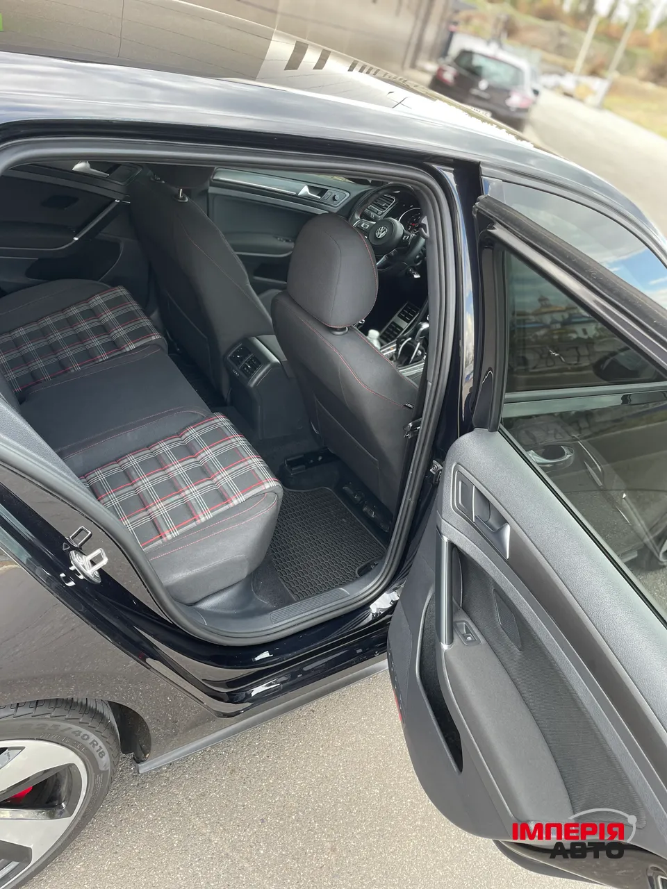 Volkswagen Golf GTI - фото 19