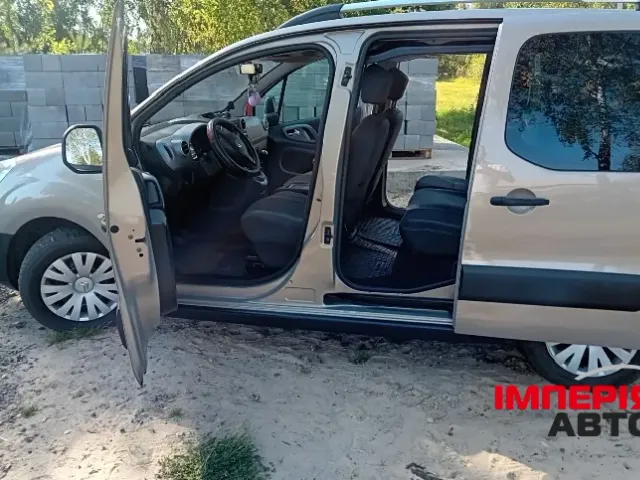 Citroen Berlingo - фото 2