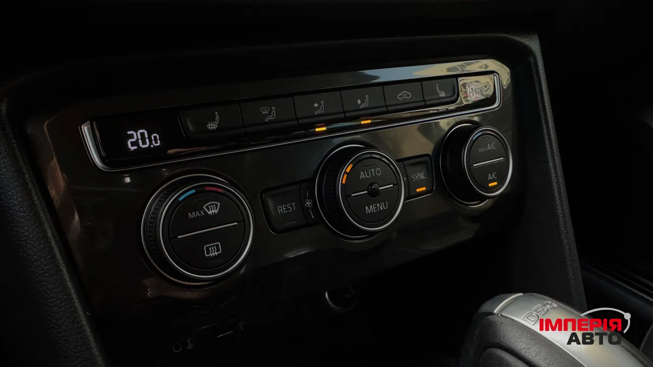 Volkswagen Tiguan - фото 32