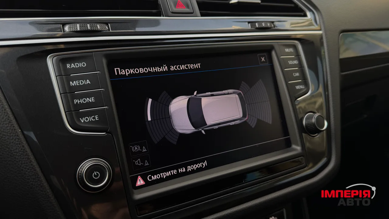 Volkswagen Tiguan - фото 31