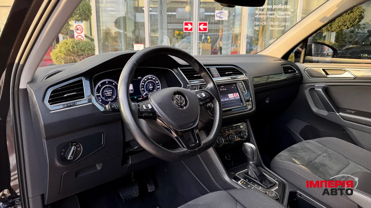 Volkswagen Tiguan - фото 22