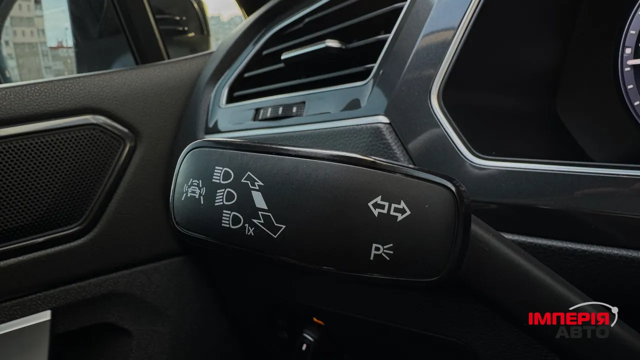 Volkswagen Tiguan - фото 27