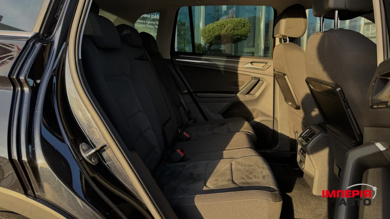 Volkswagen Tiguan - фото 17