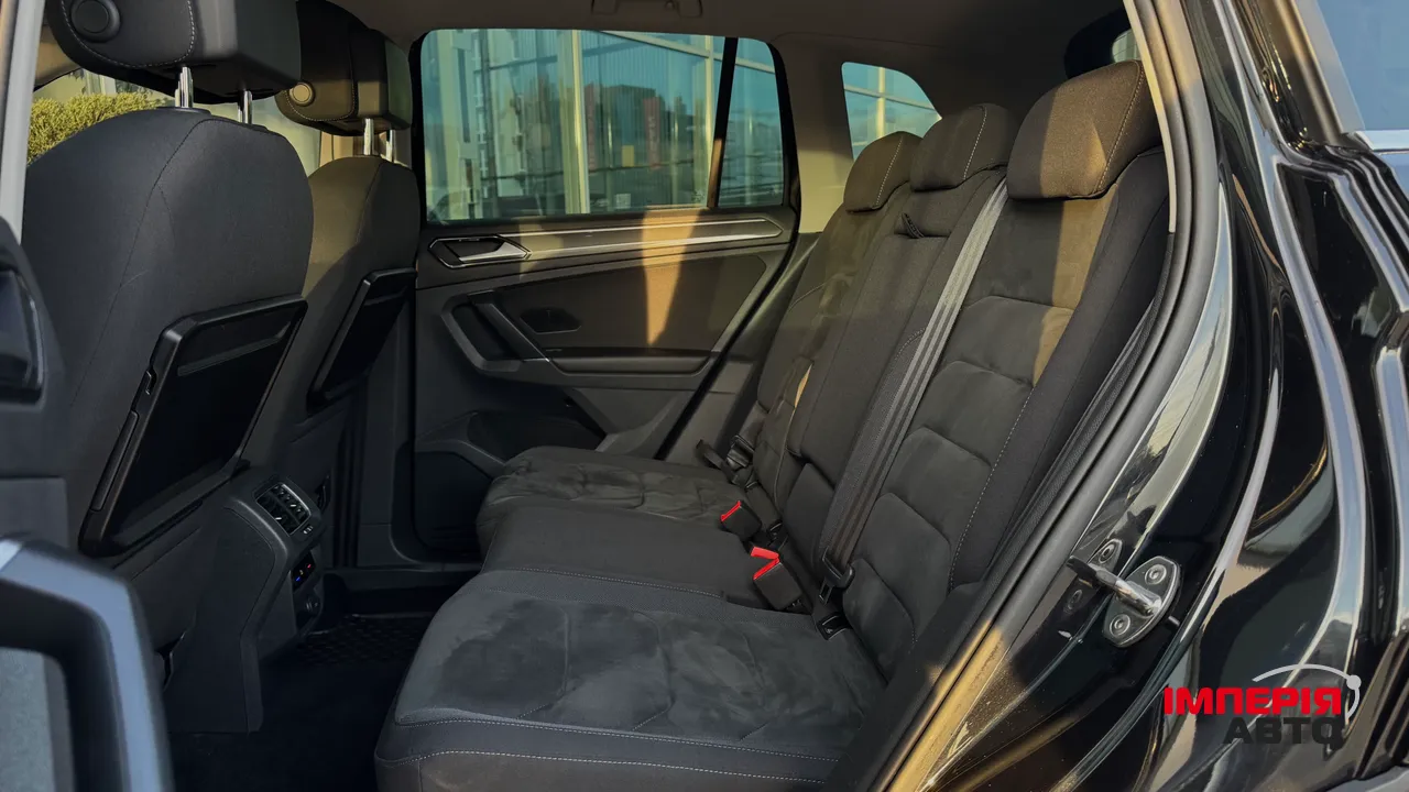 Volkswagen Tiguan - фото 20