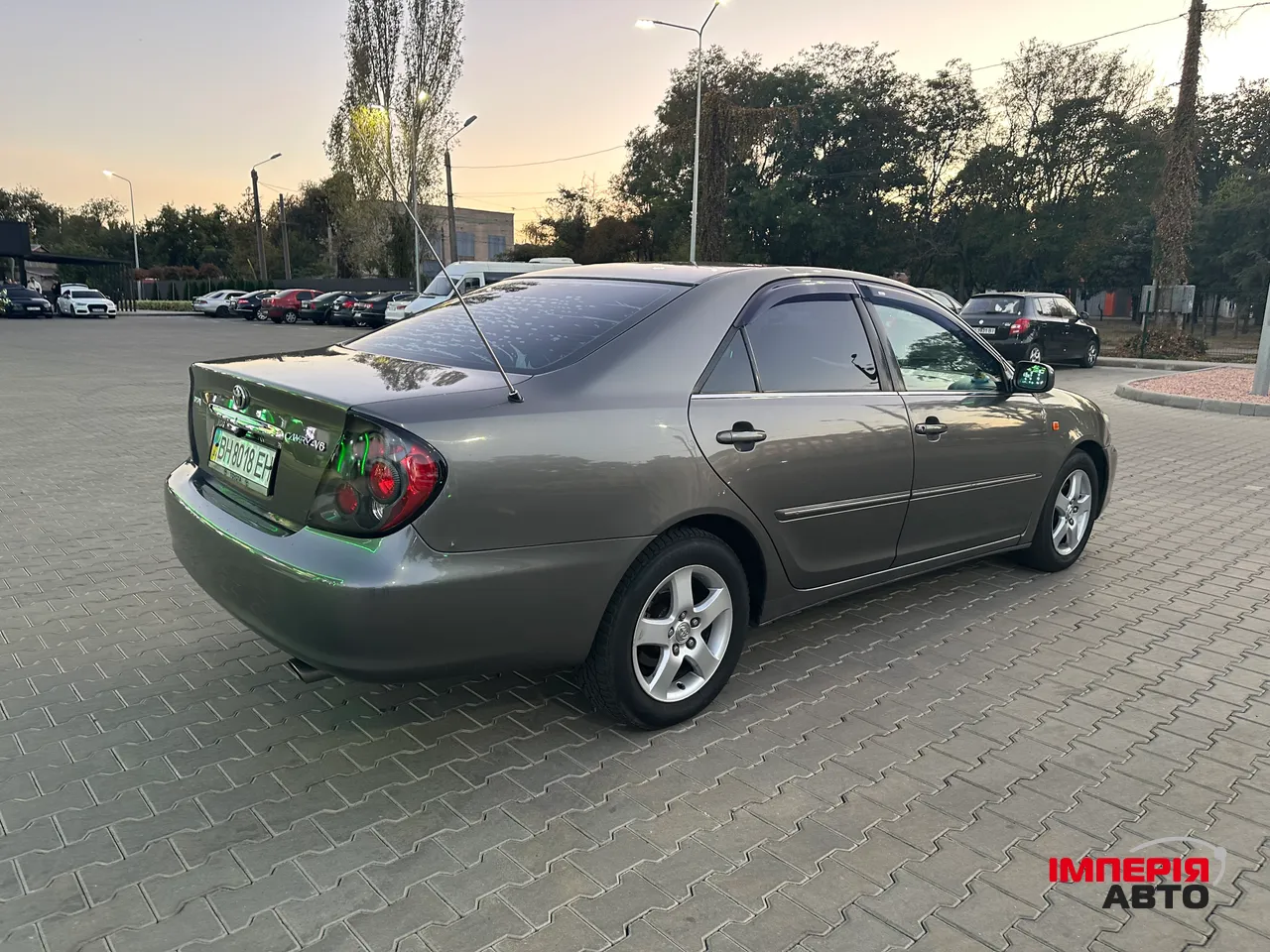 Toyota Camry - фото 9