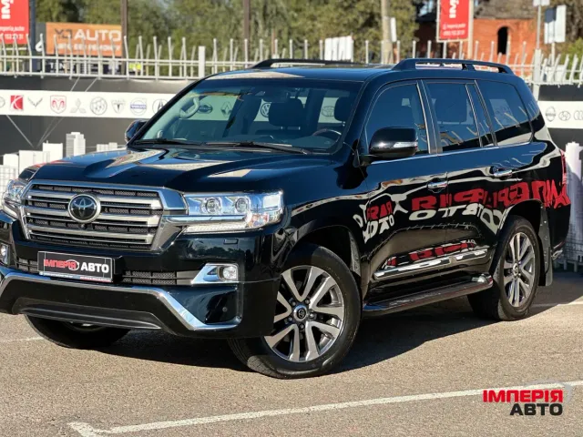 Toyota Land Cruiser - фото 1