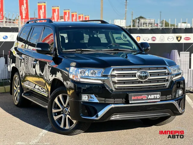 Toyota Land Cruiser - фото 2