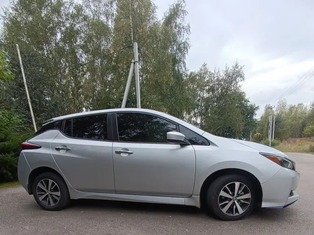 Nissan Leaf - фото 3