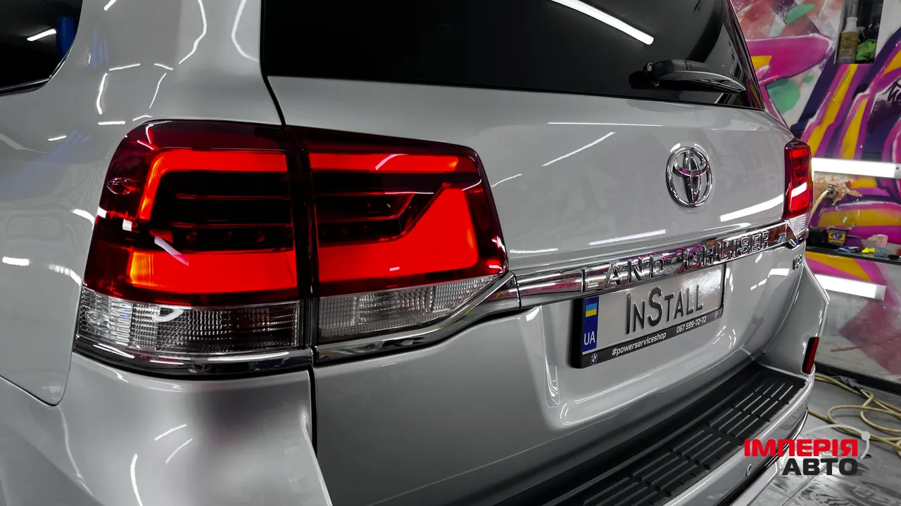 Toyota Land Cruiser - фото 11